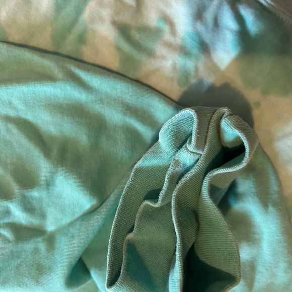 H&M green tie dye sweatshirt - Picture 3 of 4